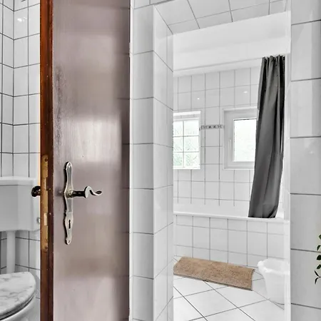 Bege Professional Quarters * אוברהאוזן